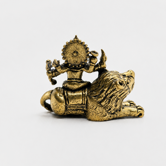 Estatua Bhadrakali sobre o Leão em Bronze Maciço (3 cm)