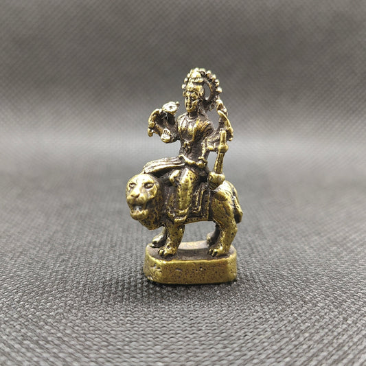 Estátua Durga em Bronze sentada no Leão - tamanho nano