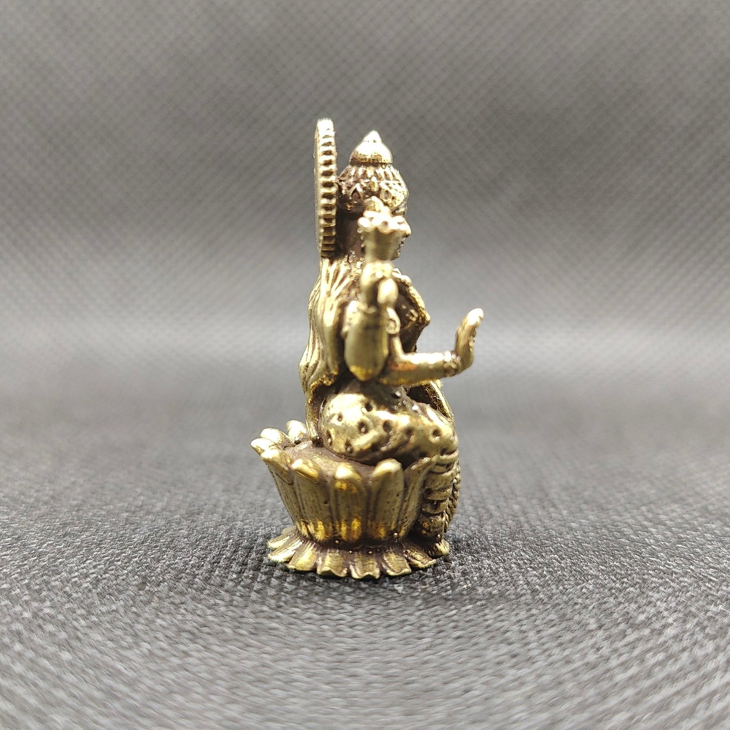 Estátua Dhana Lakshmi em Bronze - tamanho nano