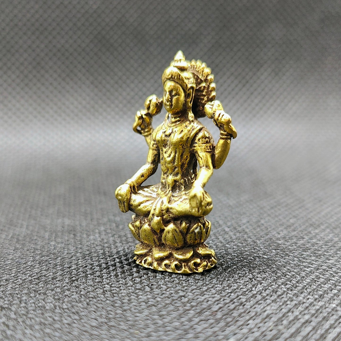 Estátua Adi Lakshmi em Bronze - tamanho nano