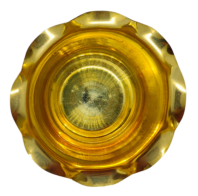 Pote de bronze pequeno borda ondulada