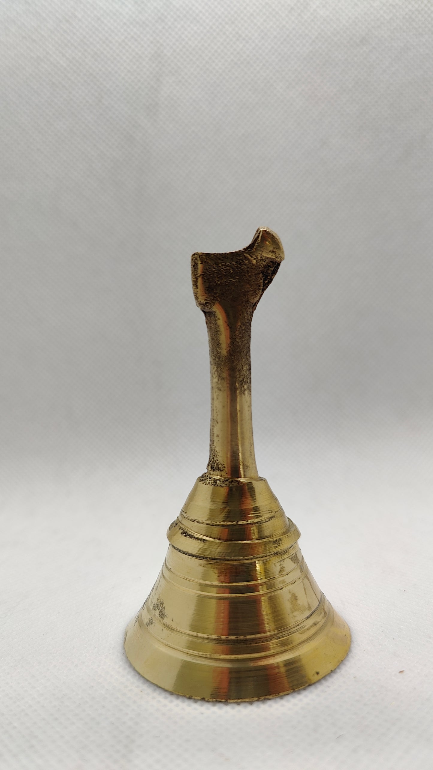 Pequeña campana de bronce (8 cm)