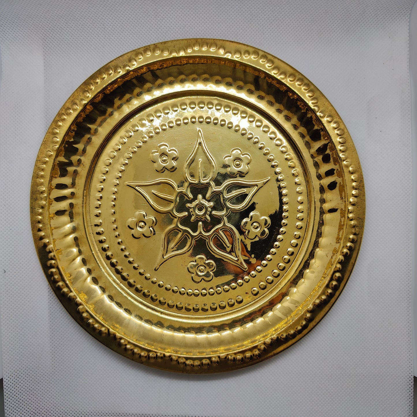 Prato bronze flor médio (18,5 cm)