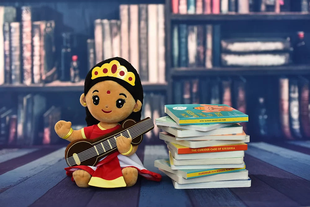 Sarasvati Devi de Pelúcia com Mantras